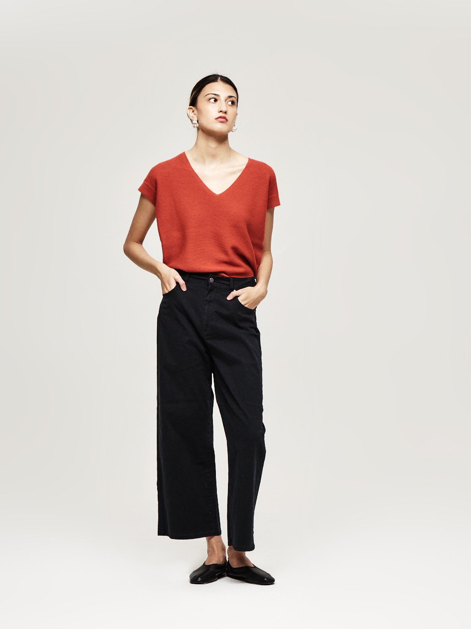 Essential Cap Sleeve V
