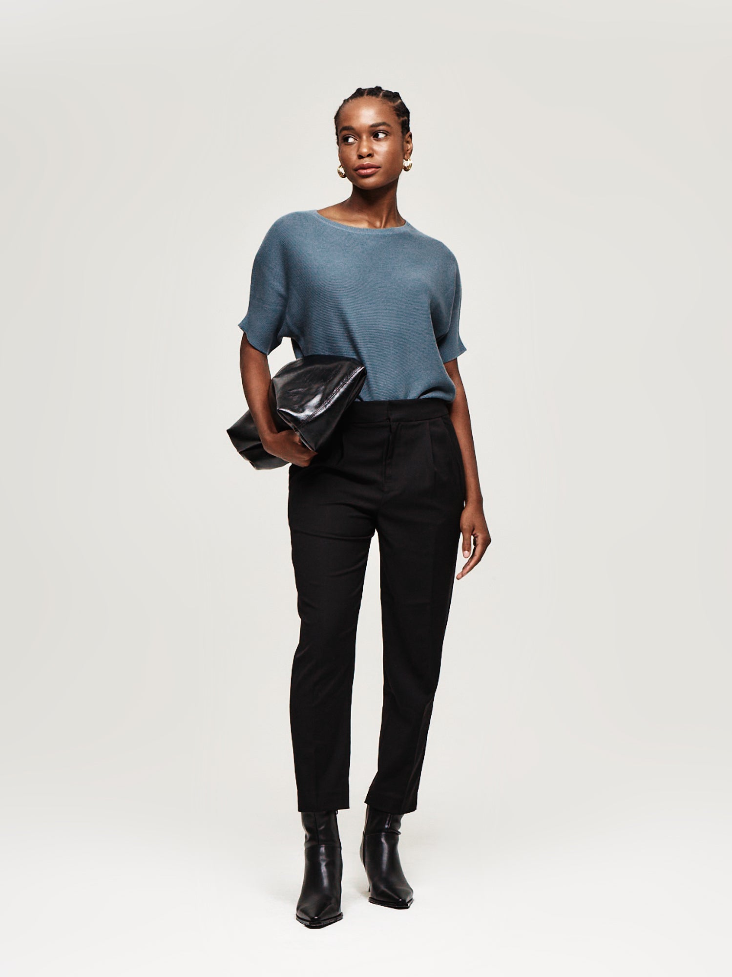 Essential Pullover - The Reset