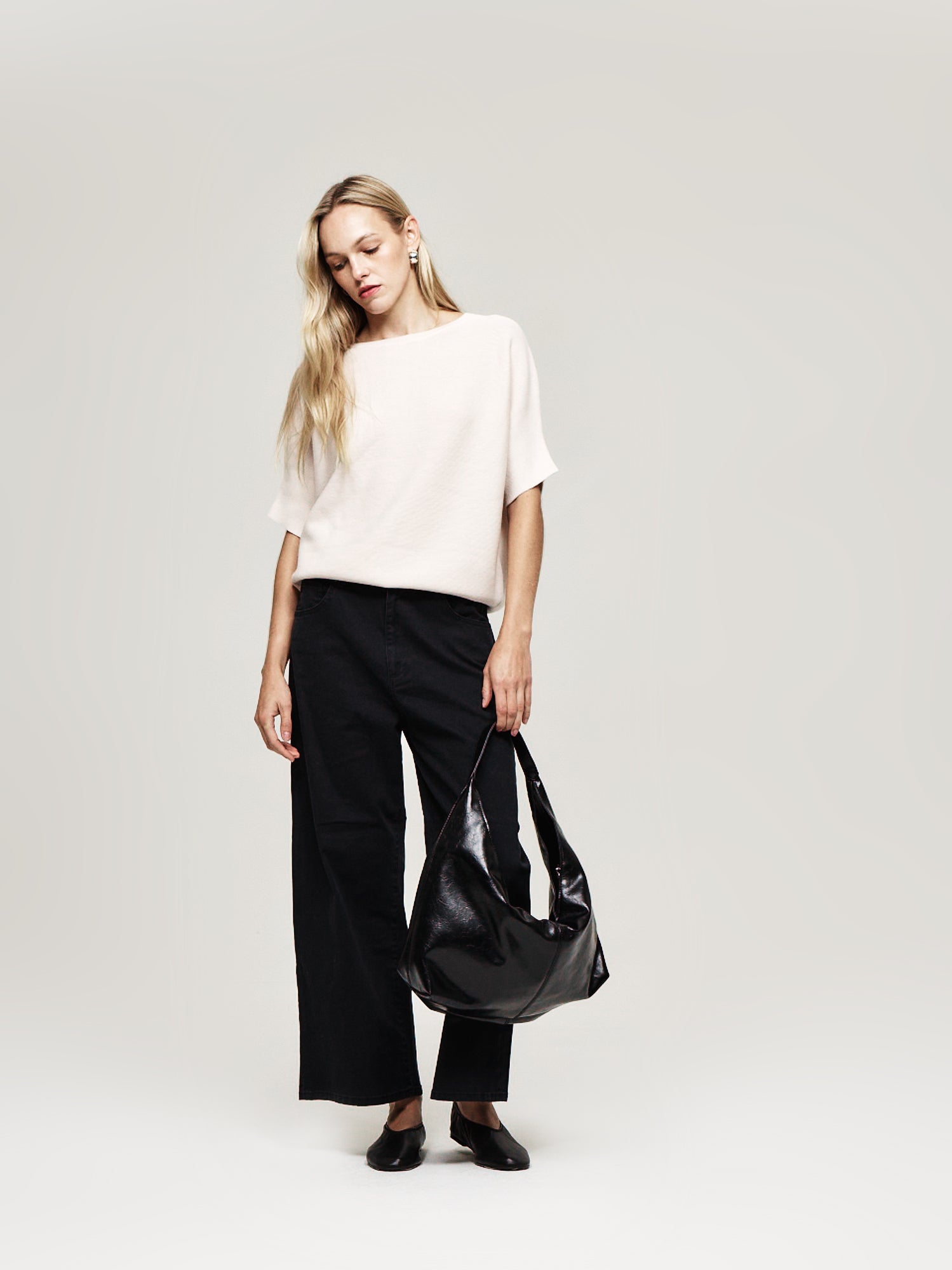 Essential Pullover - The Reset