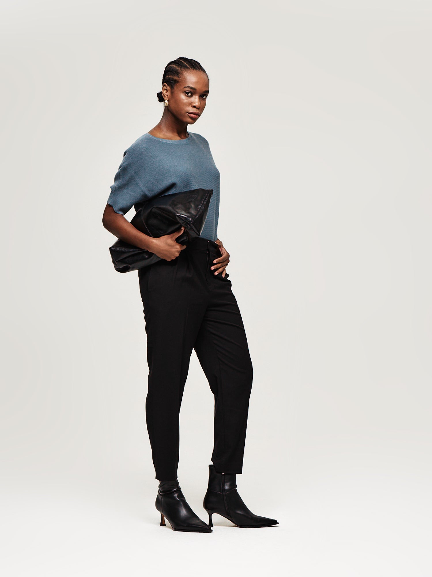Essential Pullover - The Reset