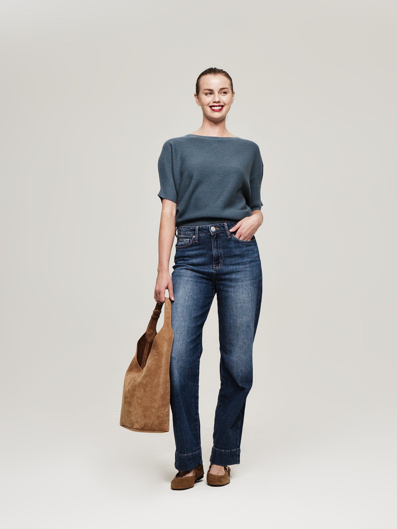 Essential Pullover - The Reset