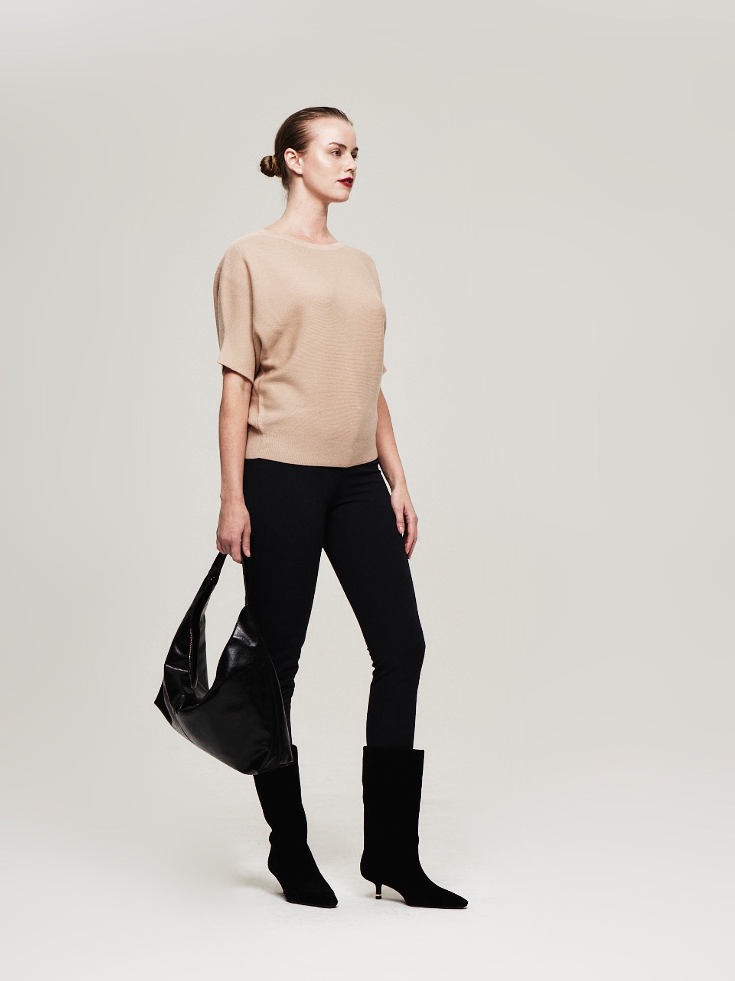Essential Pullover - The Reset