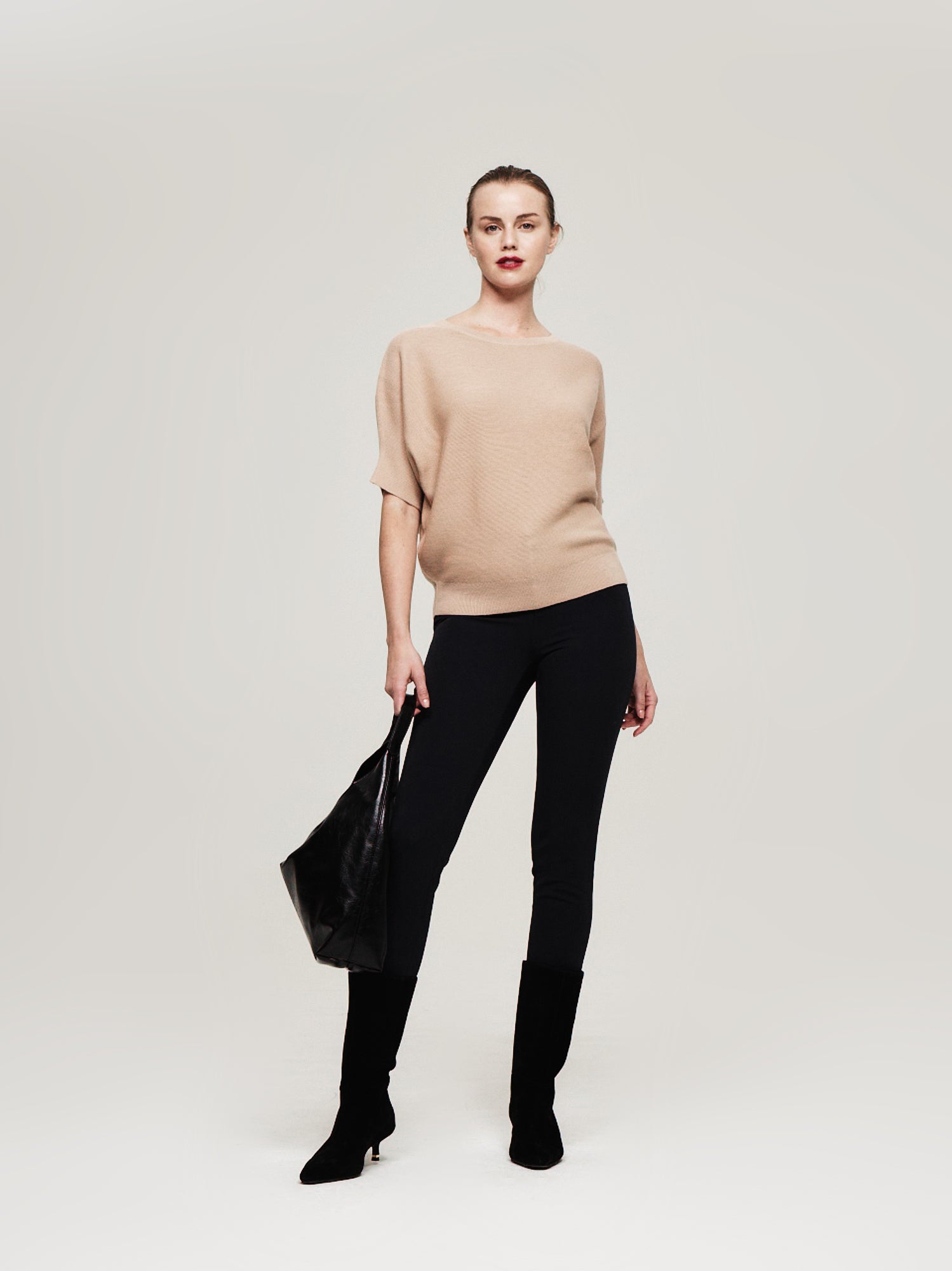 Essential Pullover - The Reset