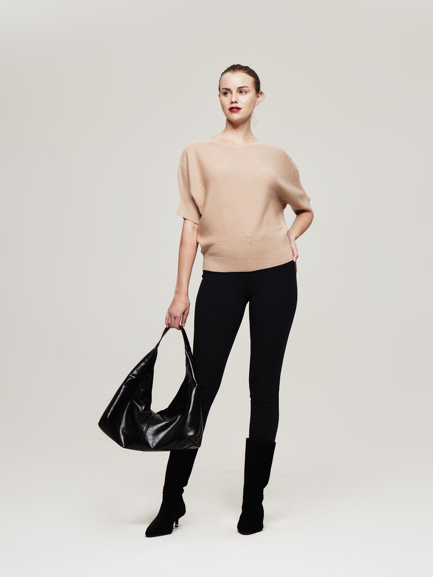 Essential Pullover - The Reset