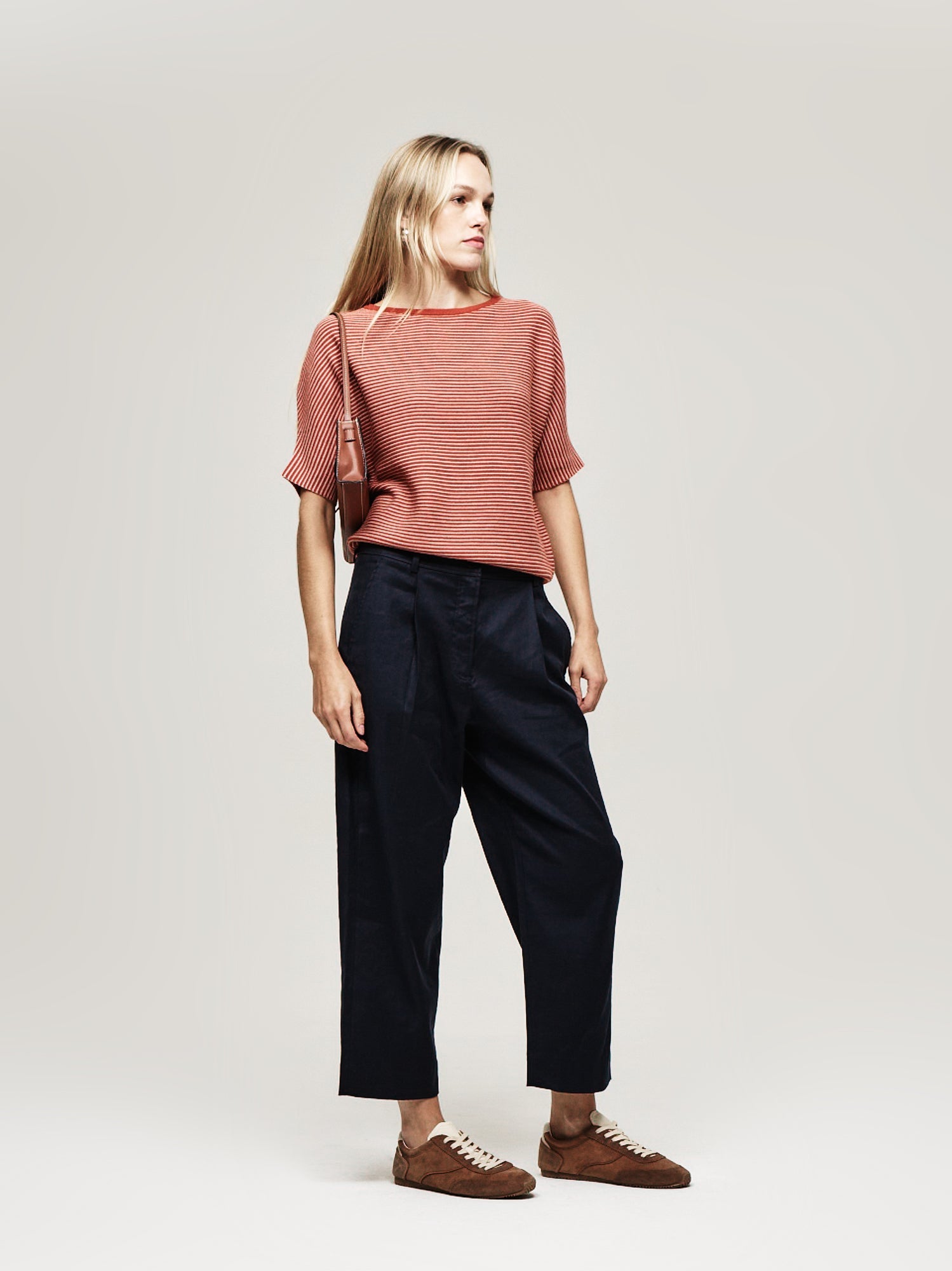 Essential Pullover - The Reset
