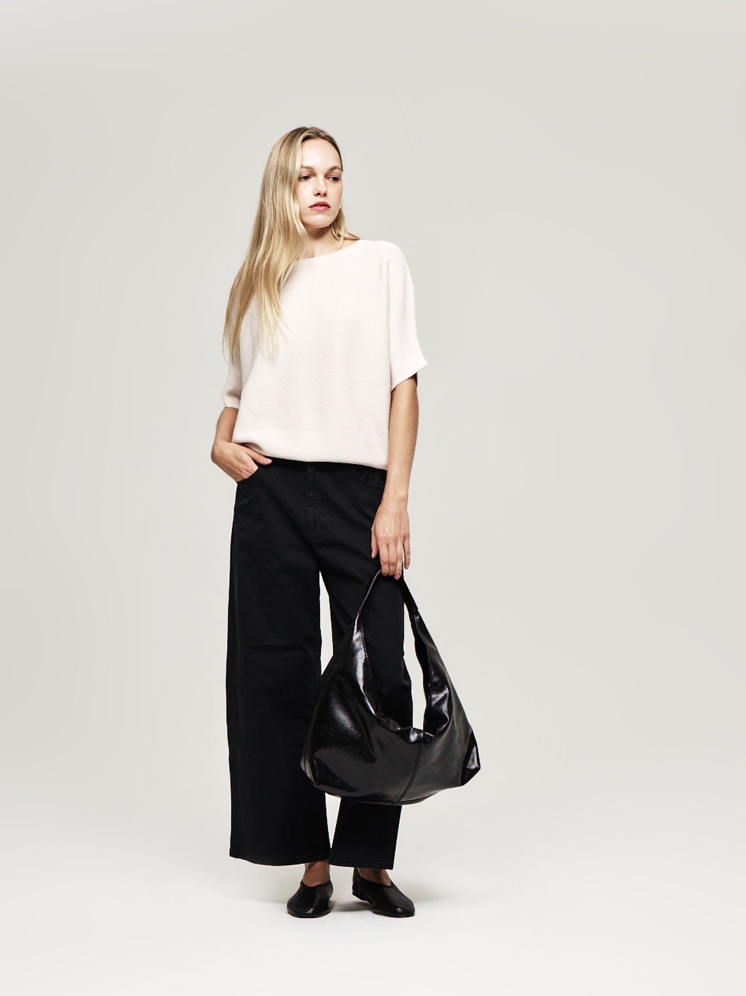 Essential Pullover - The Reset