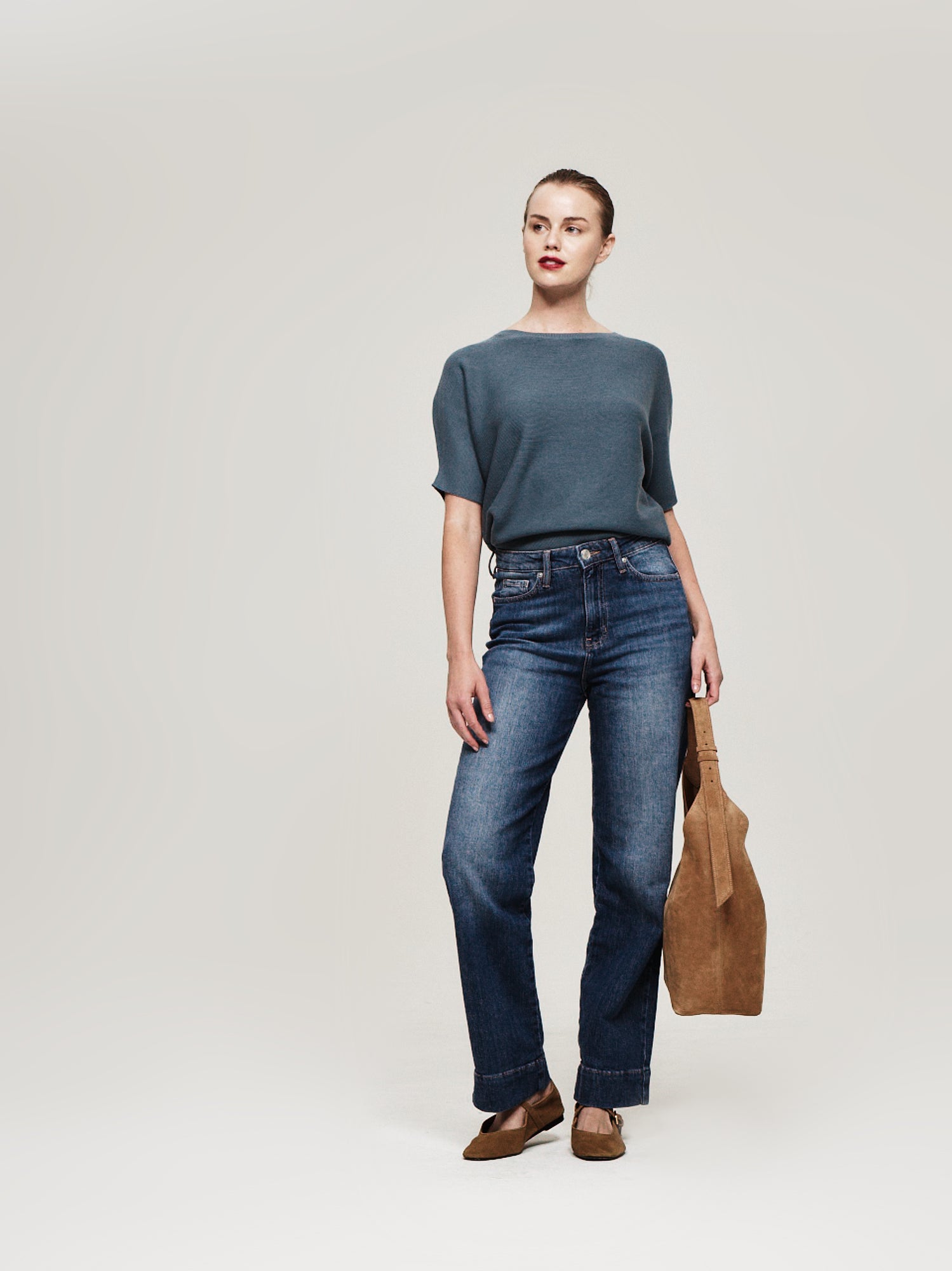 Essential Pullover - The Reset
