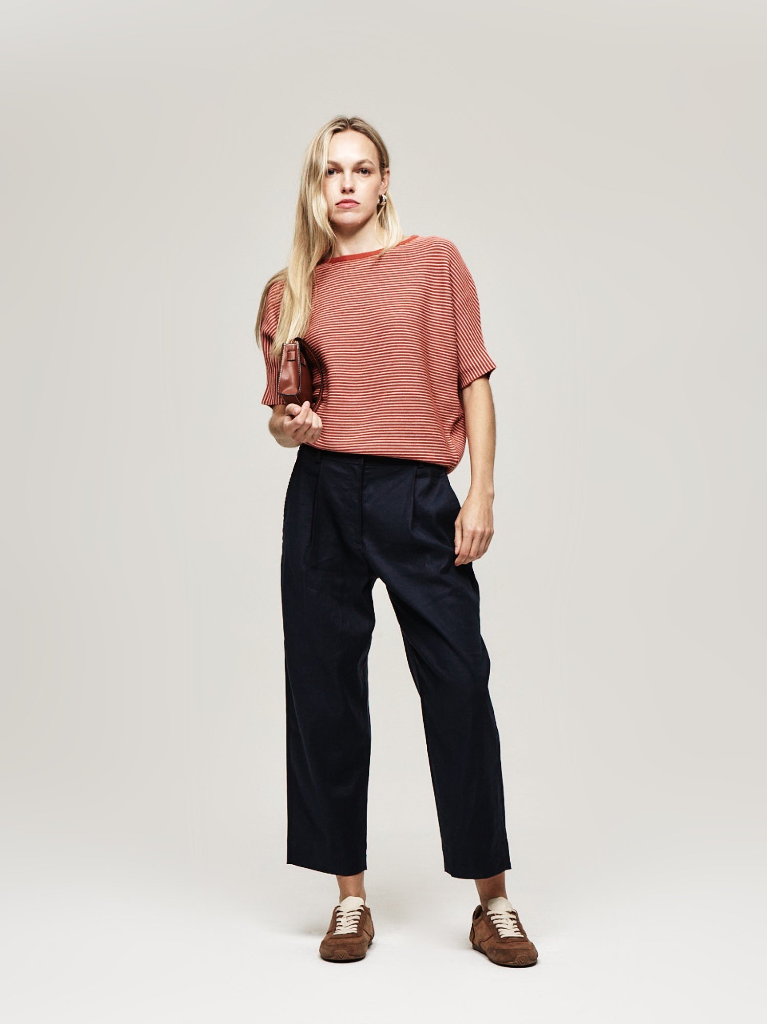 Essential Pullover - The Reset