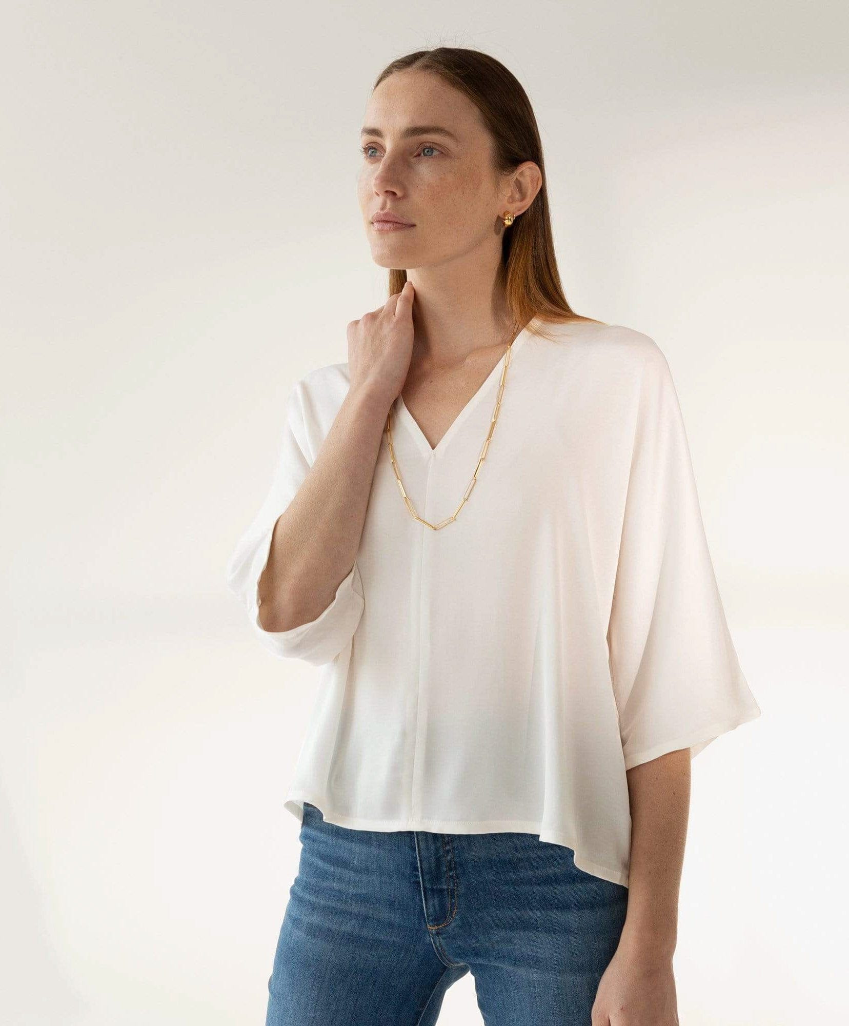 Satin V Pullover - The Reset